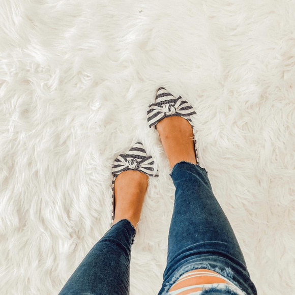 Women's Jayme Bow Ballet Flats - A New Day™ - Picture 4 of 6